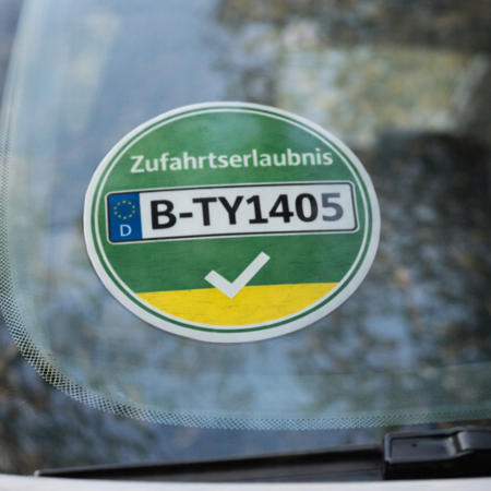 Hinterglasaufkleber rund Autoscheibe