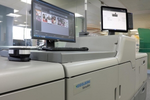 Neues Digitaldrucksystem für Papieraufkleber